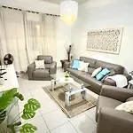 Menendez Bohemian Dreams By Deihu Experiences Lejlighed